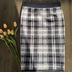 Vince Camuto Black and White Plaid Pencil Skirt